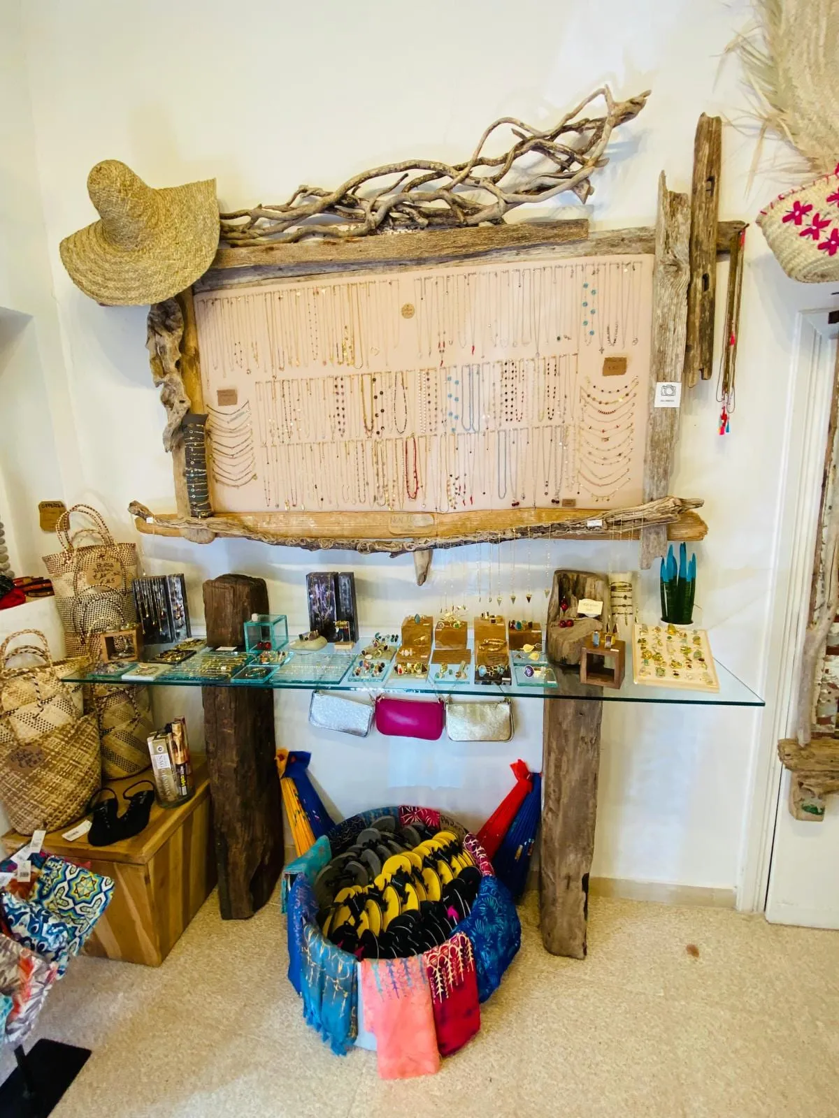 Interno di una boutique Niño del Mar